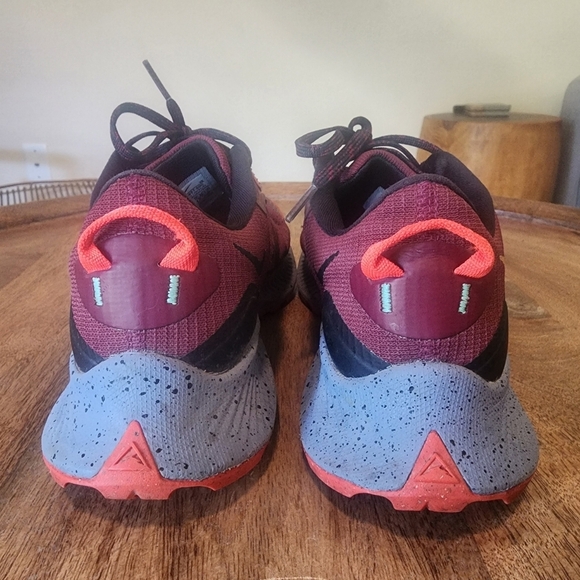 Nike Pegasus Trail 3 Hiking Running Shoes Beetroot DA8697-600 Mens Size 8 main image 15